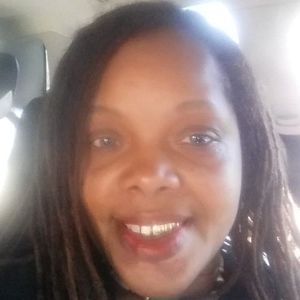 Meet your Posher, Sylvia